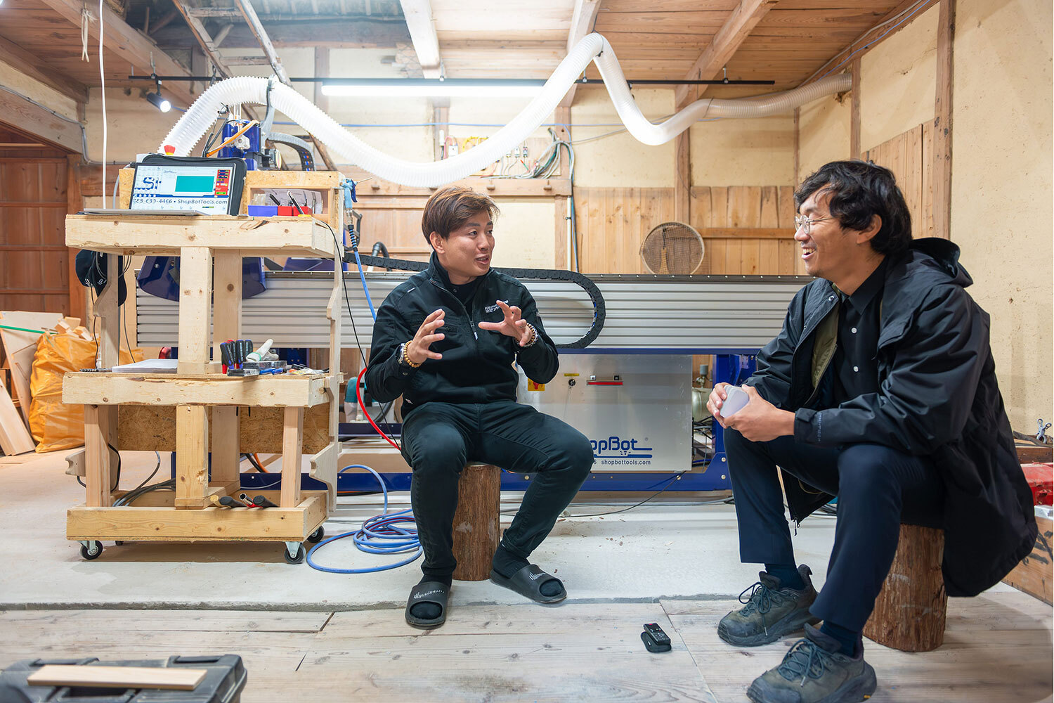 楽しく住んでいる人がたくさんいるオクオカへ。まちや森を駆け回り